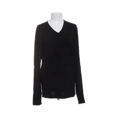 Pullover (Black) from Theo Wormland Merino wool