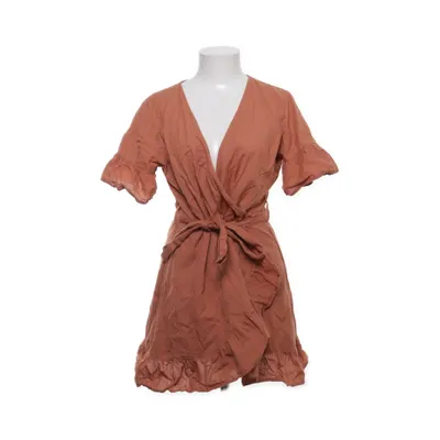 Omlottklänning (MINI FRILL DRESS) från NLY Trend Bomull, Polyester