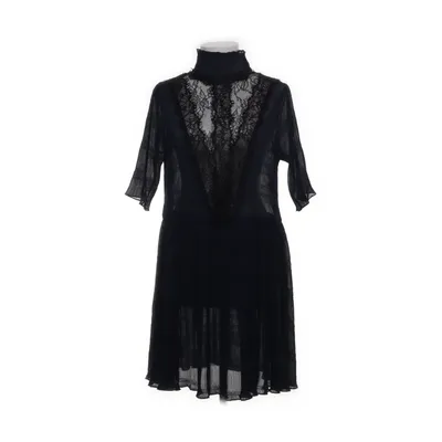 Klänning (1601 Mckinney Pleat) från Ganni Polyester