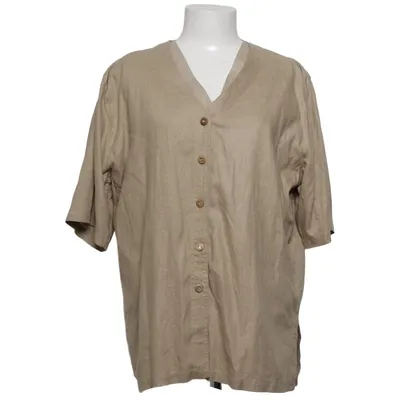 Short sleeve shirt (Beige) from Company Silk