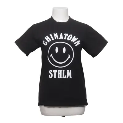 T-shirt (Svart) från Chinatown market Bomull
