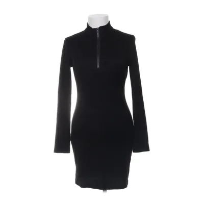 Robe à col roulé (Noir) de Naanaa