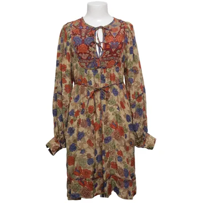 Robe (Beige, Multicolore) de Sissel Edelbo