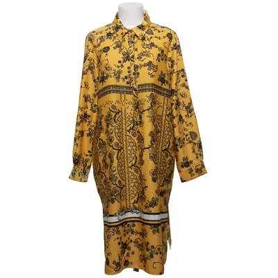 Jurk (Geel, Zwart, Wit) van Zara Woman Polyester