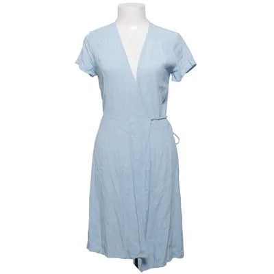 Slå-om-kjole (Blå) fra My Essential Wardrobe Viscose