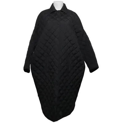 Coat (Black) from Totême