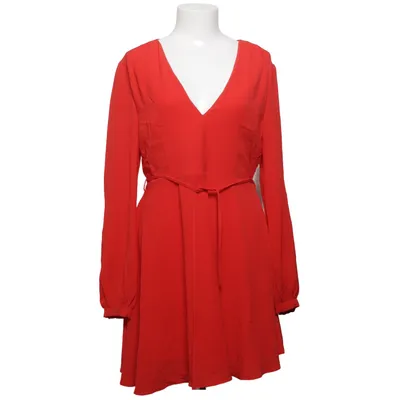 Klänning (Röd) från Glamorous Polyester