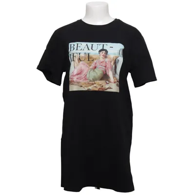 T-shirt (Svart) från Donna Romina x NA-KD Bomull