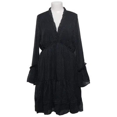Dress (Black, White) from Sisters Point Polyester