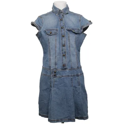 Robe en jean (Bleu) de Gold & Gold