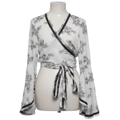 Wickeltop (Weiß, Schwarz) von Charlotte Russe Polyester