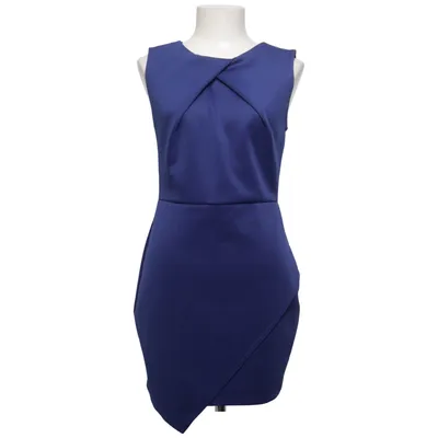 Robe (Pleated Wrap Dress) de Oneness Élasthane, Polyester