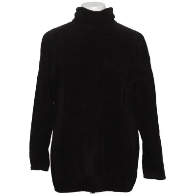 Turtleneck (Black) from Marcel Clair Acrylic