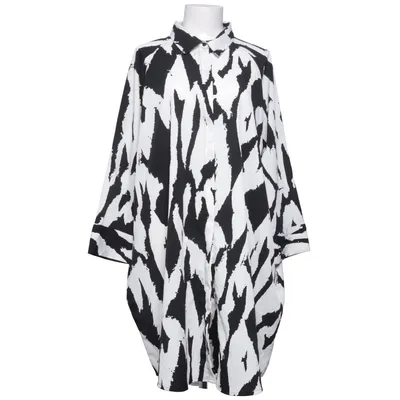 Robe chemise (Noir, Blanc) de Monki Polyester