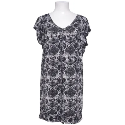 Dress (Black, White) from Truly Mine Elastane, Polyester