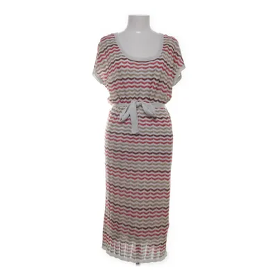 Robe portefeuille (Rouge, Marron, Blanc, Multicolore) de WE Fibre métallique, Viscose