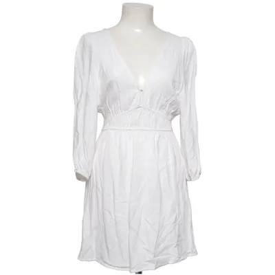 Klänning (Vit) från Pull & Bear Linne, Viskos