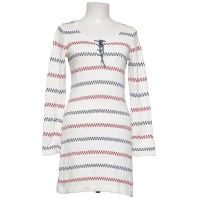 Klänning (Vit, Röd, Blå) från Jumperfabriken