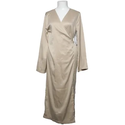 Robe portefeuille (Beige) de Alexandra Nilsson x Bubbleroom Polyester