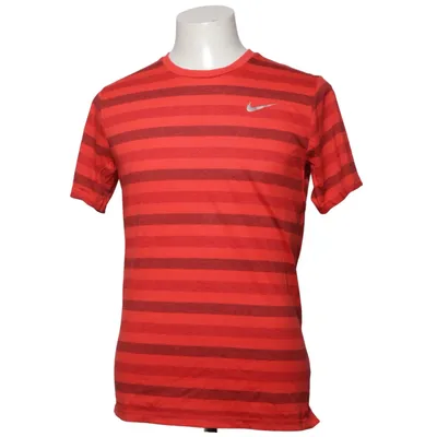 T-shirt (Rouge) de Nike Running Coton, Polyester