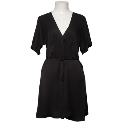 Wrap dress (Black) from Ruby