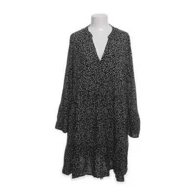 Jurk (Zwart, Wit) van ONLY Carmakoma Viscose