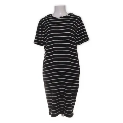 Klänning (Svart, Vit) från H&M Basic Elastan, Polyester, Viskos