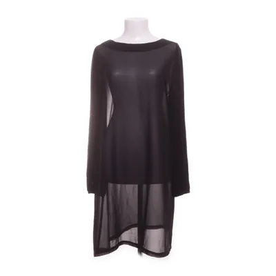 Klänning (Svart) från Plain Vanilla