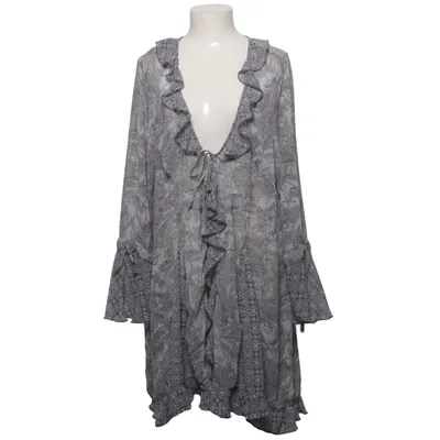 Wrap dress (Gray, White) from Body Needs Polyester