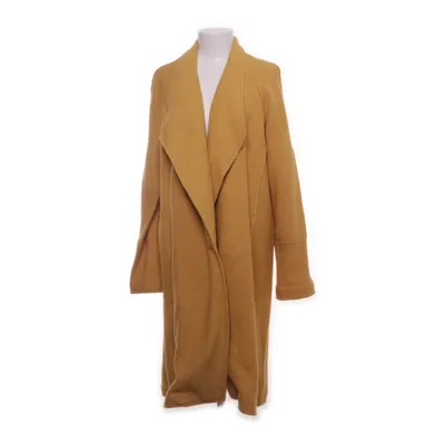 Kappa (Gul) från Tahari Viskos, Ull