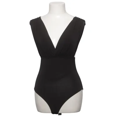Body (Black) from Stradivarius