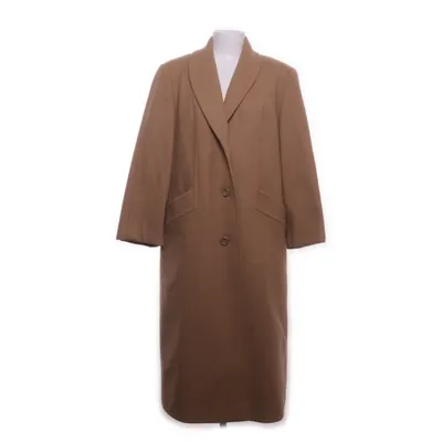 Coat (Beige) from Makyta