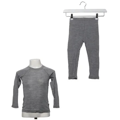 Base layer (Gray) from Reima