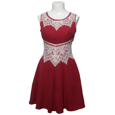 Klänning (Röd, Vit) från Chi Chi London Elastan, Polyester