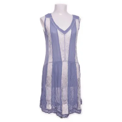 Robe (Bleu, Blanc) de Vintage Stories