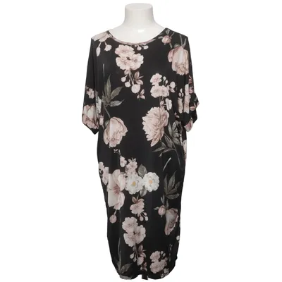 Dress (Black, White, Pink) from Lacony