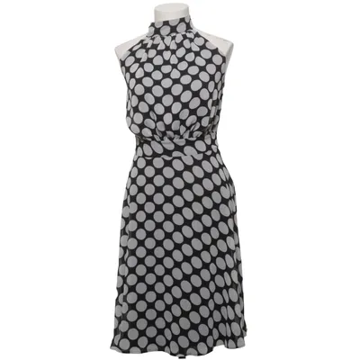 Robe dos-nu (Noir, Blanc) de Sara Kelly Collections Polyester