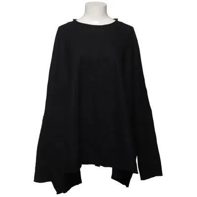 Sweater (Black) from Katharina Hovman Merino wool