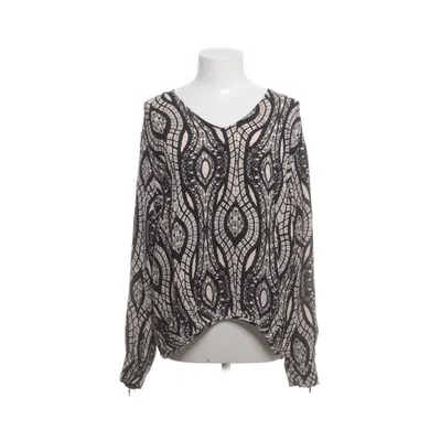 Blus (Svart, Beige) från Culture Viskos