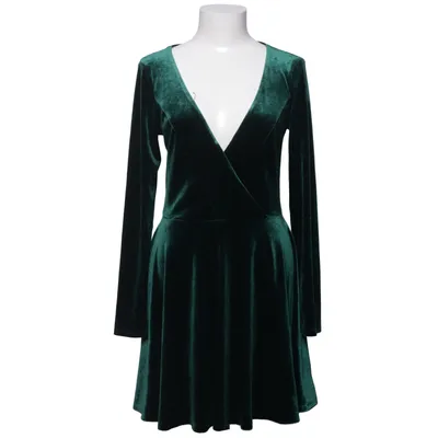 Wikkeljurk (Groen) van Kimchi Blue Elastaan, Polyester