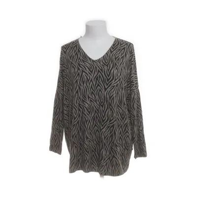 Sweater (Gray, Black) from Heart Kiss