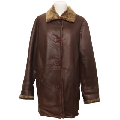 Shearling jas (Bruin) van Vittoria Verani
