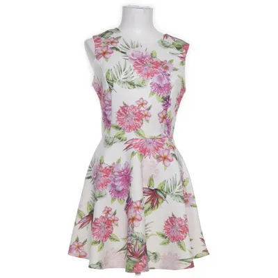 Klänning (Vit, Rosa, Grön, Flerfärgad) från NLY One Elastan, Polyester