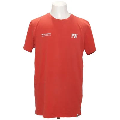 T-shirt (Röd) från PureWhite