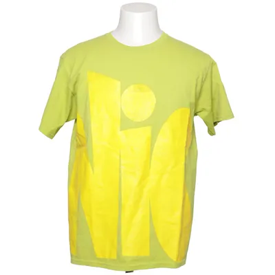 T-shirt (y2k, fairycore, emo, pashanim, grunge, 2000s, 90s, 80s, vintage, pinterest, skater, gorpcore, oldschool, oldmoney, retro, coquette, realvintage, streetwear, blokecore, baggy, skate, early2000s, 00s, goth, indie, vsco, tumblr, blokette, trendy, archive, bellahadid, bohochic, stockholm, sportswear, napoleon, niche) från Fruit of the Loom Bomull, Polyester