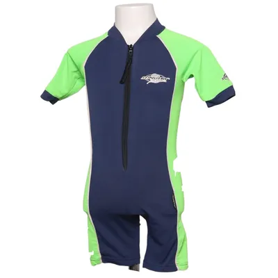 UV clothing (Blue, Green) from Stingray