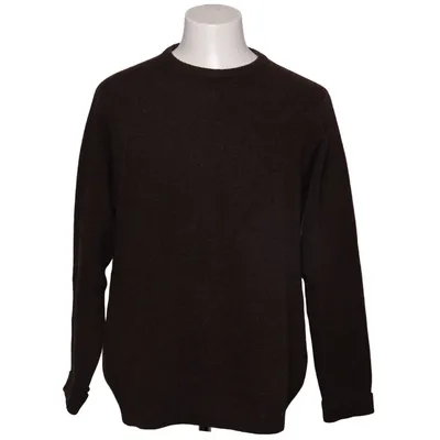 Sweater (Brown) from David Saddler Wool