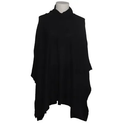 Poncho (Black) from Up Fashion