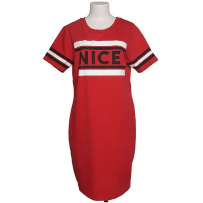 Robe (Rouge, Blanc, Noir) de True Spirit