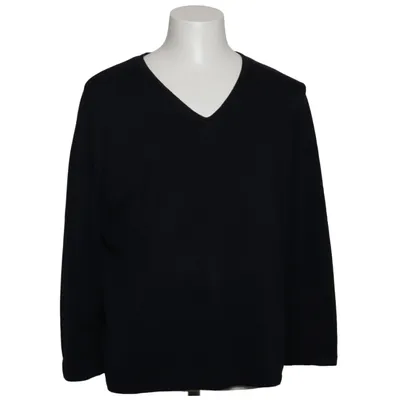 Pullover (Black) from Maerz Muenchen Merino wool